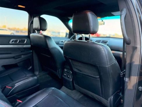 Used 2016 Ford Explorer Sport w/ Equipment Group 401A AWD/4WD image 17