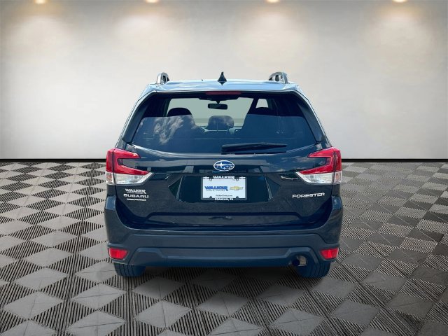 Used 2024 Subaru Forester Premium AWD/4WD image 4