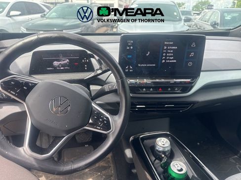 Used 2023 Volkswagen ID.4 Pro AWD/4WD image 4