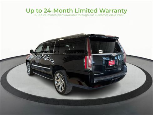 Used 2017 Cadillac Escalade ESV Luxury AWD/4WD image 5