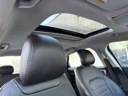 Used 2015 Ford Fusion SE w/ Equipment Group 202A image 11