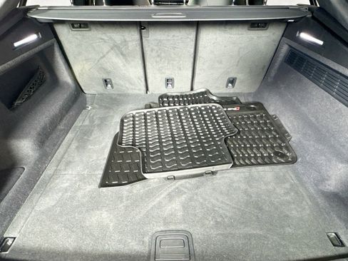 Used 2024 Audi RS Q8 image 25