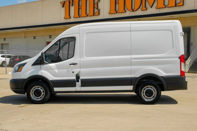 Used 2018 Ford Transit 250 130 Medium Roof RWD image 16