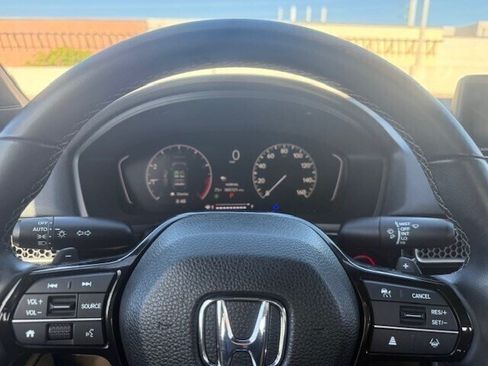Used 2023 Honda Civic Sport image 12