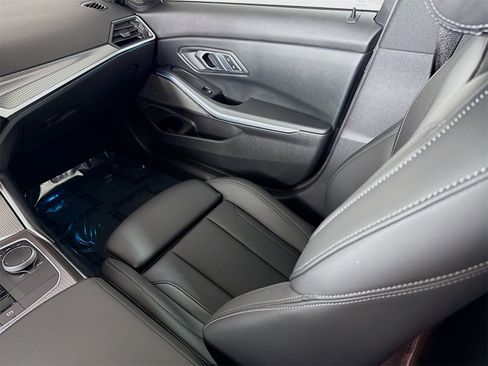 Certified 2023 BMW 330e w/ M Sport Package image 25