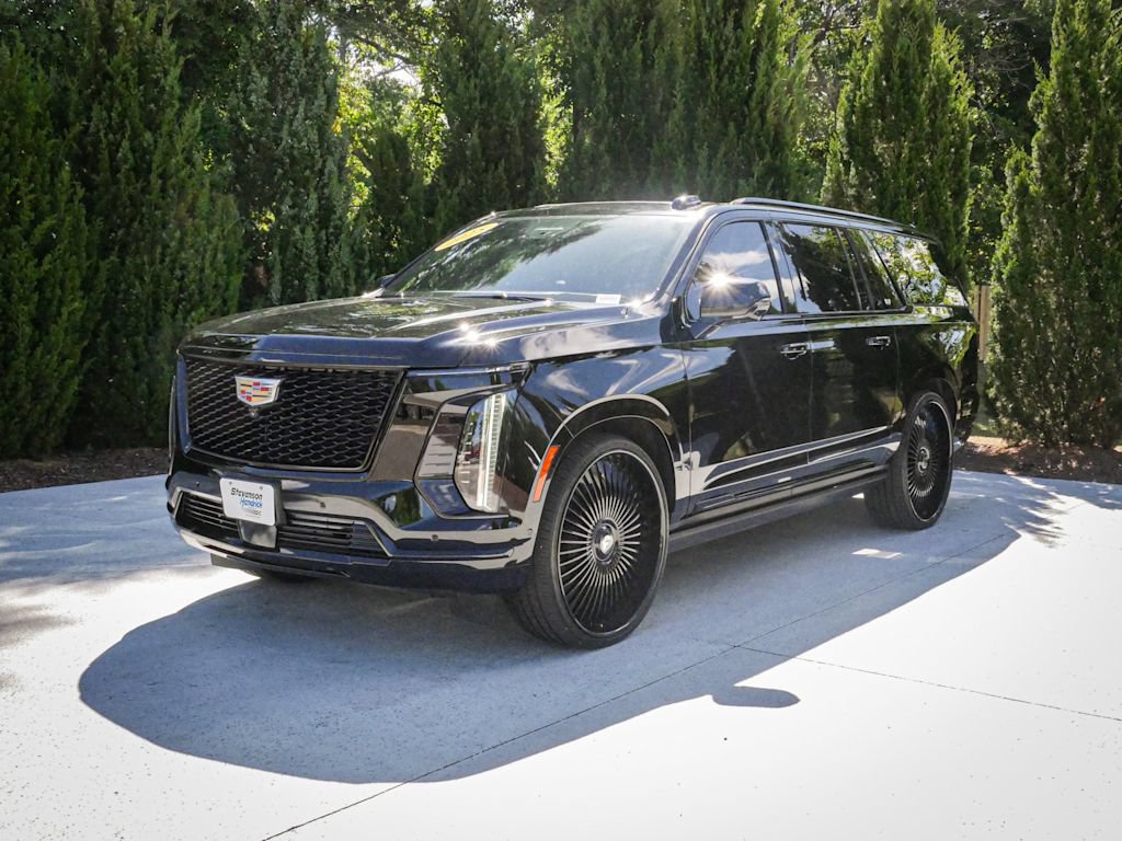 Used 2025 Cadillac Escalade ESV Sport w/ Touring Package AWD/4WD image 6