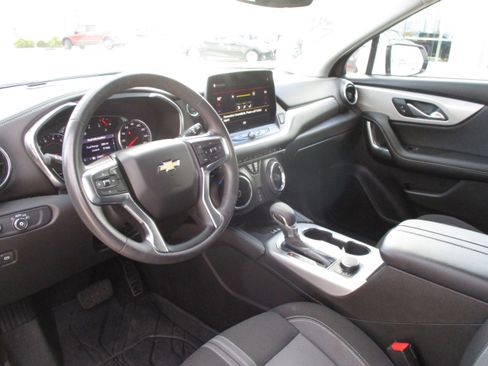 Used 2024 Chevrolet Blazer LT w/ Convenience Package image 12
