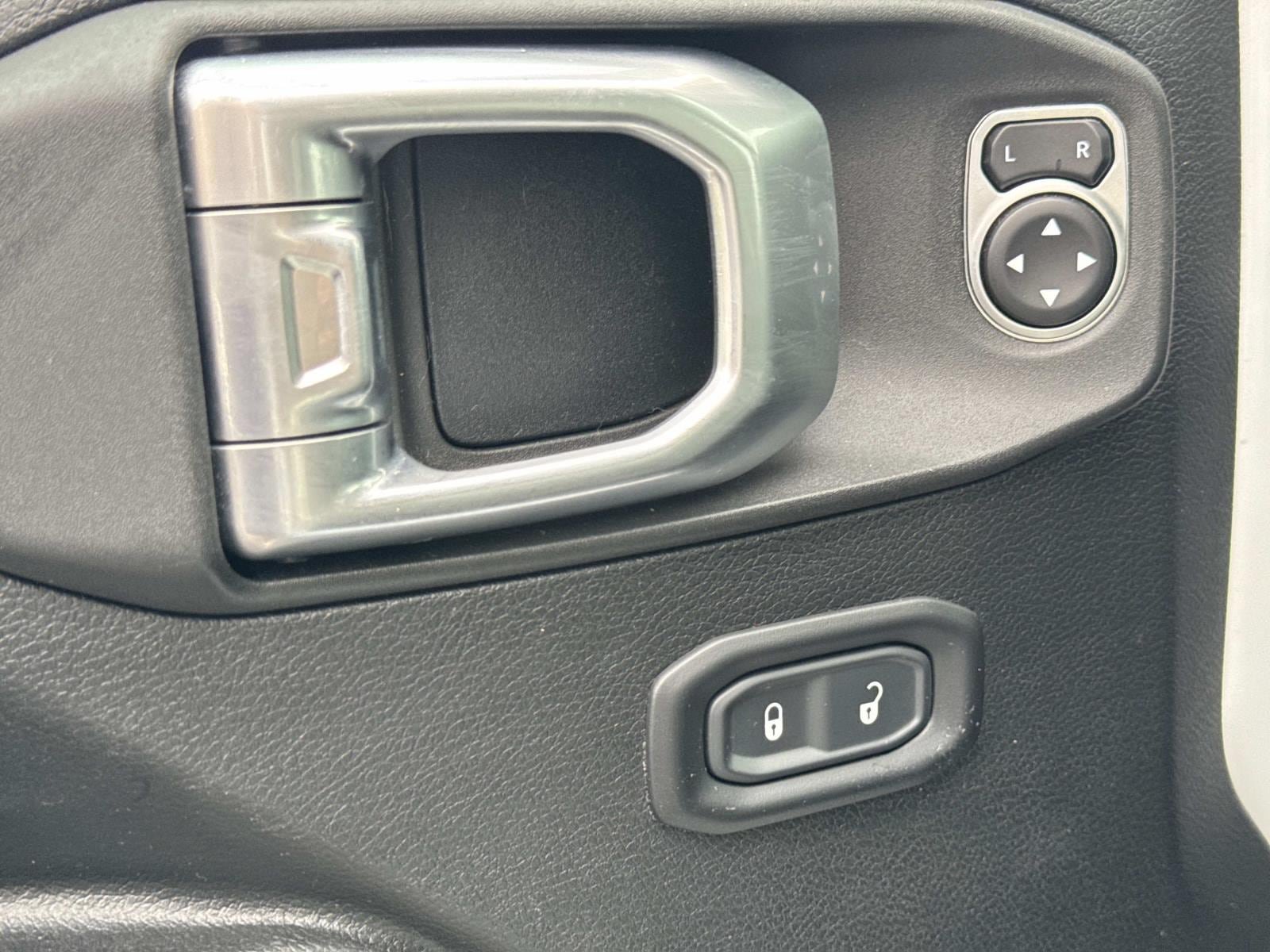 Used 2020 Jeep Wrangler Unlimited Sport AWD/4WD image 26