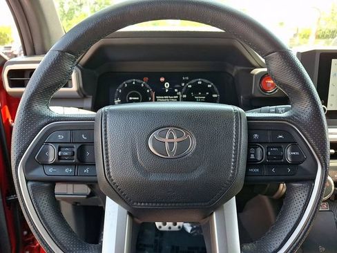 Used 2025 Toyota 4Runner TRD Sport AWD/4WD image 21