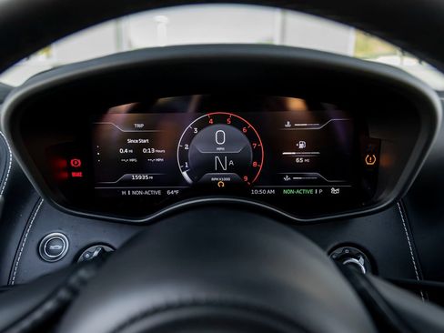 Used 2023 McLaren GT image 16