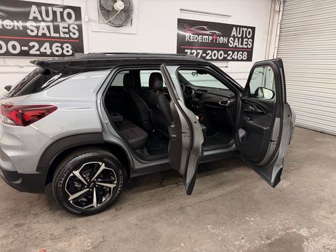 Used 2023 Chevrolet TrailBlazer RS FWD image 28