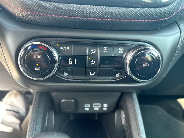 Used 2023 Chevrolet TrailBlazer RS w/ Convenience Package AWD/4WD image 46