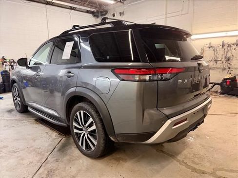 Used 2023 Nissan Pathfinder Platinum w/ Lighting Package (N93) AWD/4WD image 7