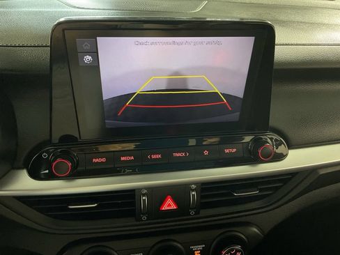 Used 2023 Kia Forte LXS FWD image 3