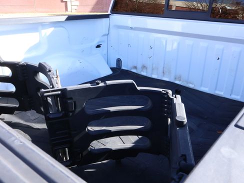 Used 2010 Ford F150 Raptor image 29