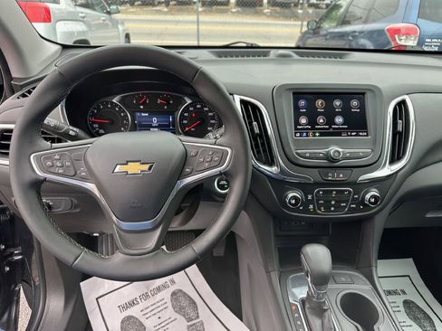 Used 2023 Chevrolet Equinox LT w/ Driver Convenience Package FWD image 13