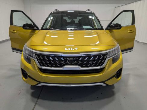 Certified 2023 Kia Seltos Nightfall Edition image 14