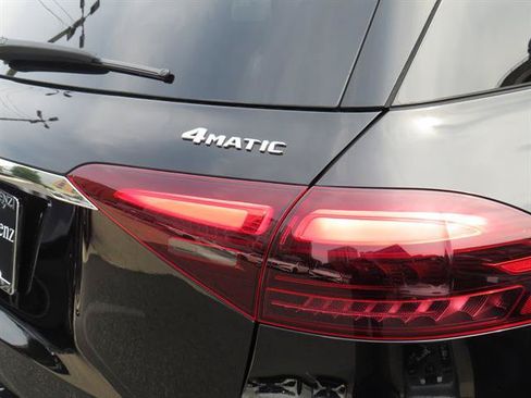 Used 2025 Mercedes-Benz GLE 350 4MATIC w/ AMG Line Exterior image 30