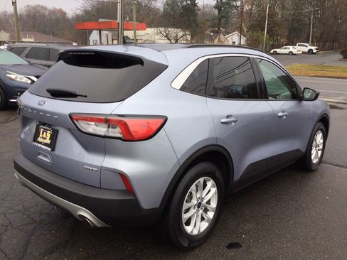 Used 2022 Ford Escape SE w/ Convenience Package image 5