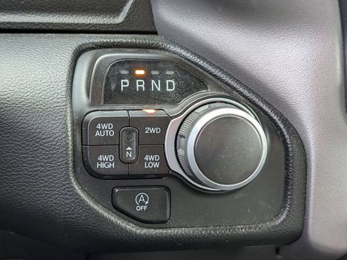 Used 2022 RAM 1500 Big Horn AWD/4WD image 12