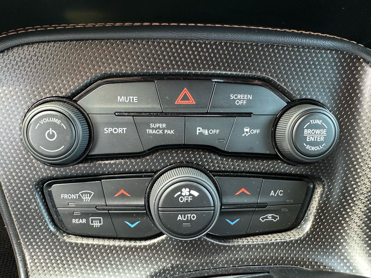 Used 2020 Dodge Challenger R/T RWD image 22