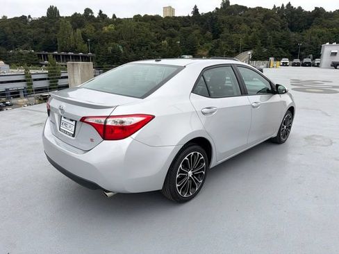 Used 2016 Toyota Corolla S Premium FWD image 3