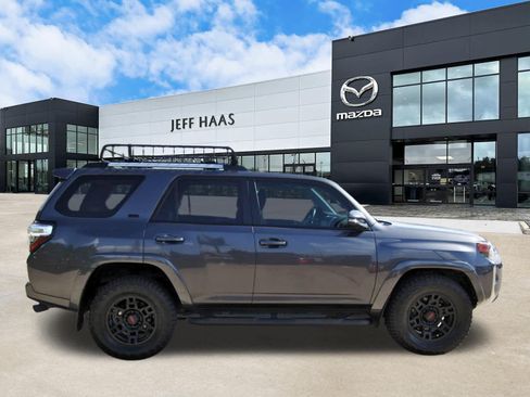 Used 2023 Toyota 4Runner SR5 Premium w/ Moonroof Package RWD image 5