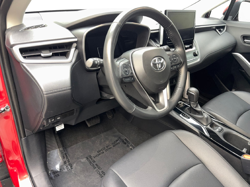 Used 2024 Toyota Corolla Cross XLE w/ Convenience Package AWD/4WD image 52
