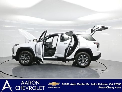 New 2026 Chevrolet Equinox LT w/ Safety and Technology Package image 33