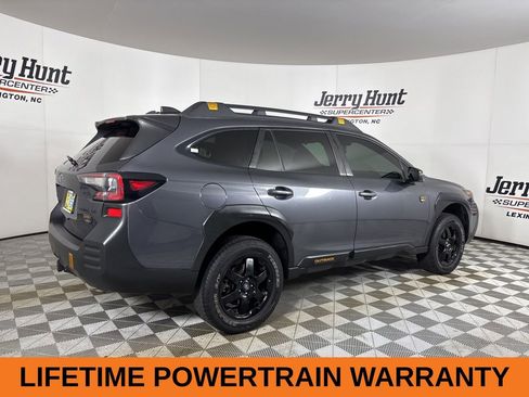 Used 2022 Subaru Outback Wilderness image 5
