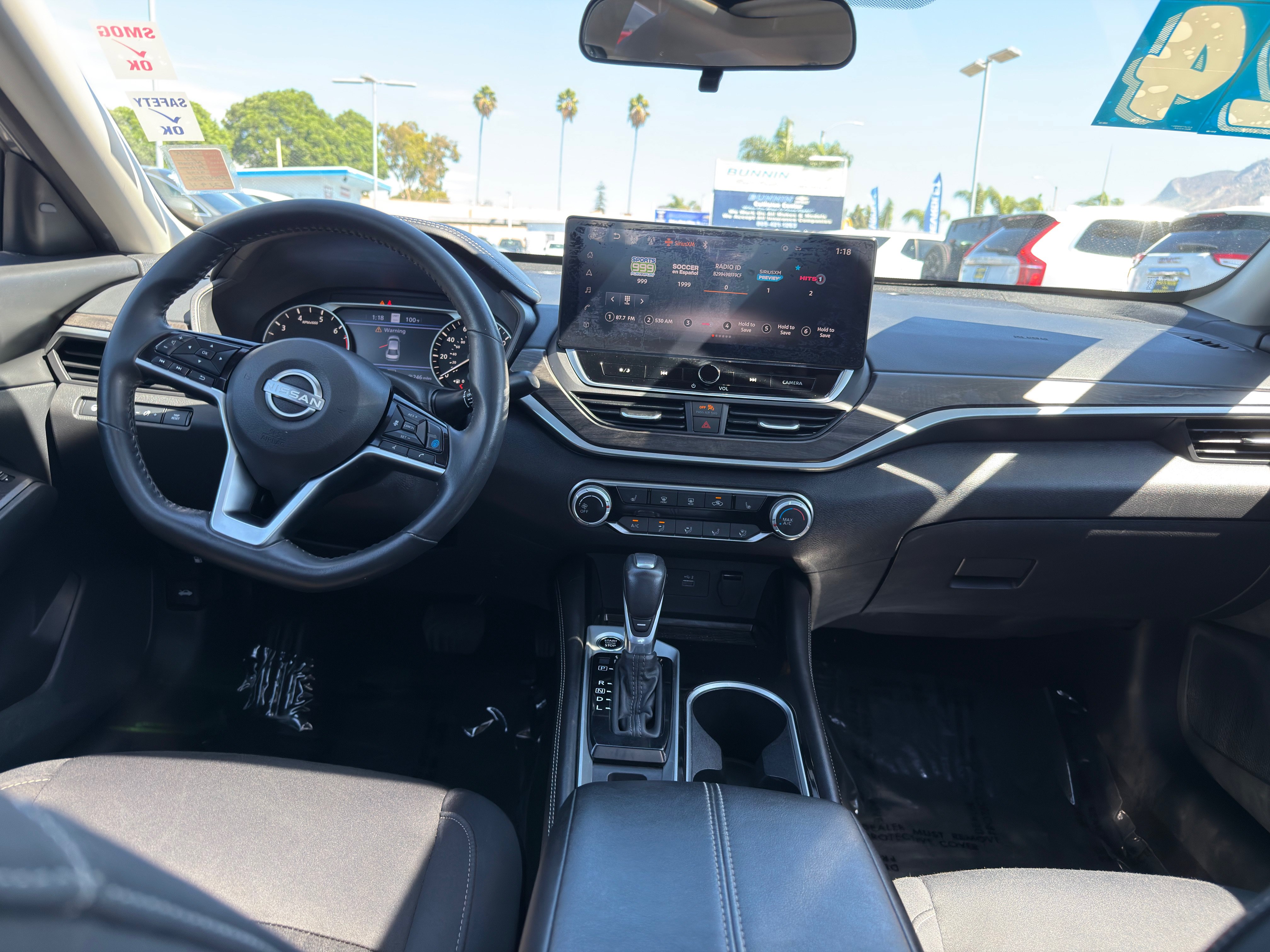 Used 2024 Nissan Altima 2.5 SV w/ SV Premium Package FWD image 19