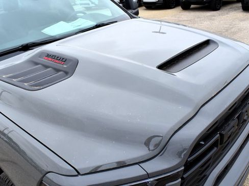 New 2026 RAM 2500 Tradesman AWD/4WD image 8
