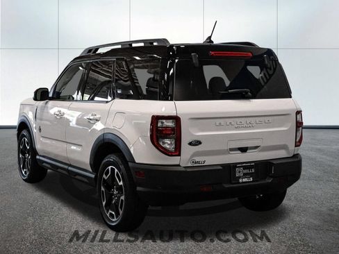 Certified 2024 Ford Bronco Sport Outer Banks w/ Tech Package AWD/4WD image 5