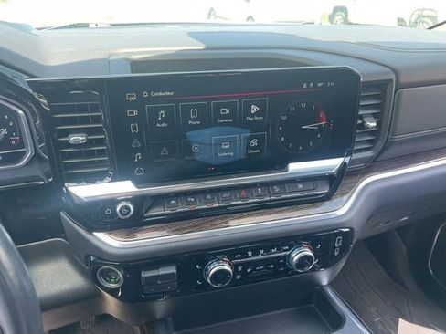 Used 2022 GMC Sierra 1500 Elevation w/ Elevation Premium Package AWD/4WD image 12