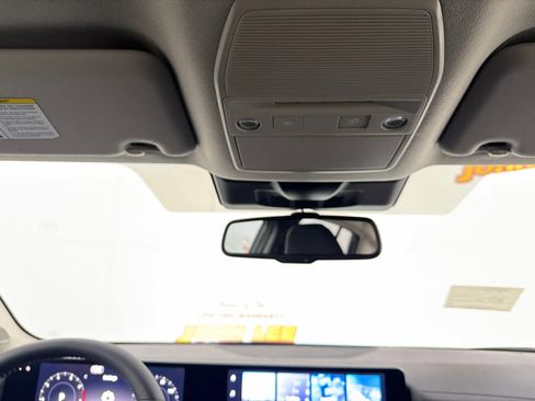 New 2026 Nissan Sentra SV w/ SV Convenience Package image 19