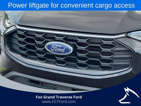 Certified 2025 Ford Escape ST-Line Select AWD/4WD image 34