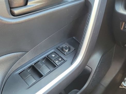 Certified 2020 Toyota RAV4 LE AWD/4WD image 19