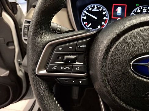 Certified 2025 Subaru Outback Limited image 22