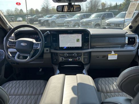 New 2026 Ford F450 Platinum image 23