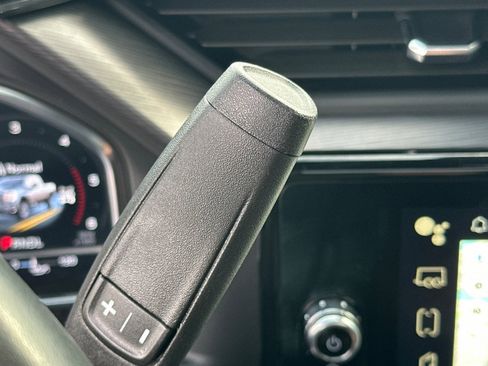 Used 2025 GMC Sierra 2500 Denali Ultimate w/ Snow Plow Prep/Camper Package image 33