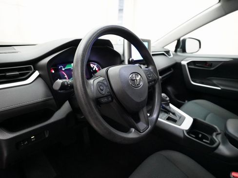 Used 2023 Toyota RAV4 LE image 8