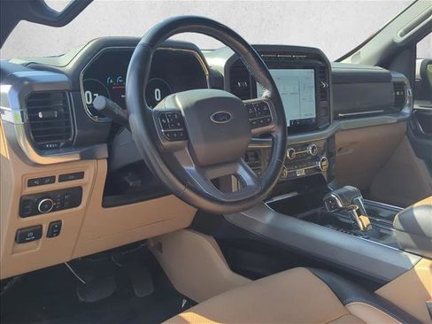 Used 2021 Ford F150 Lariat w/ FX4 Off-Road Package image 9