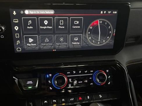 Used 2023 GMC Sierra 1500 AT4 w/ Technology Package AWD/4WD image 9