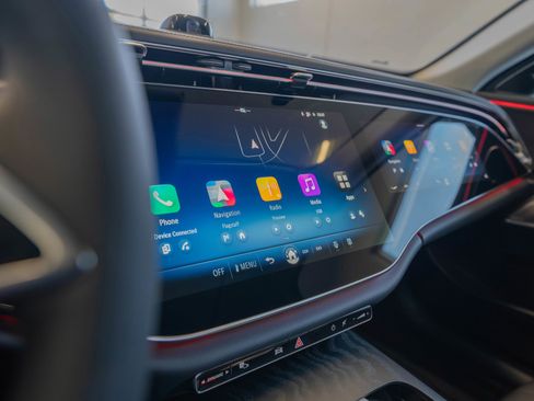 Used 2025 Mercedes-Benz E 450 4MATIC All-Terrain Wagon image 34