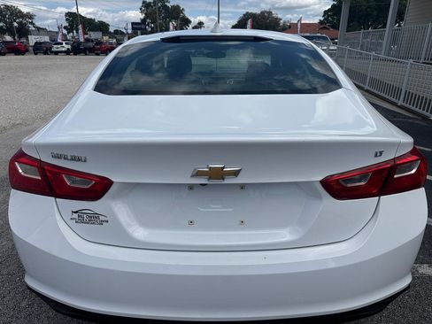 Used 2018 Chevrolet Malibu LT FWD image 6