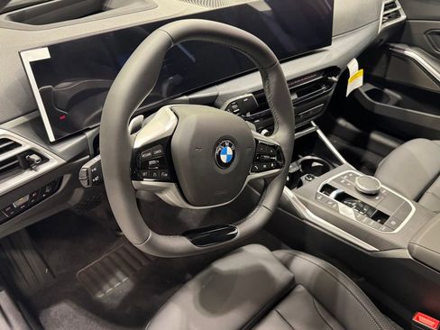 Used 2026 BMW 330i xDrive Sedan w/ Premium Package AWD/4WD image 15