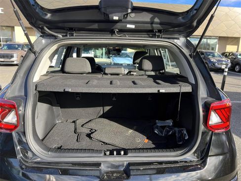 Certified 2023 Hyundai Venue SEL w/ Cargo Package image 6