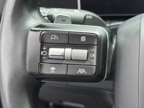 Used 2024 Hyundai Santa Fe SE FWD image 25