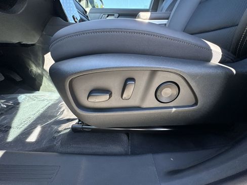New 2026 GMC Terrain Elevation AWD/4WD image 14