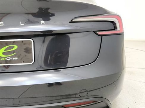 Used 2025 Tesla Model 3 Long Range RWD image 28